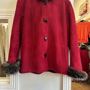 Elegant Red Women's Jacket with Faux Fur Trim